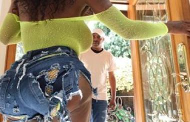 Ebony Mystique - Busty Milf Ebony Mystique Wants Her Bubble Butt Stuck