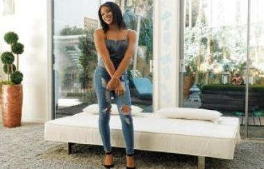 Sasha - She Really Wanted In The Video