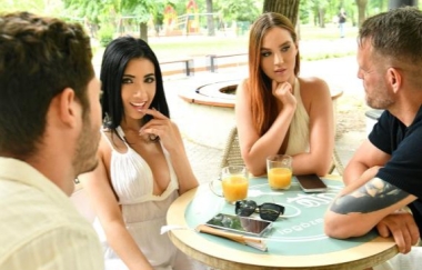 Emily Pink, Leya Desantis - Group Romp