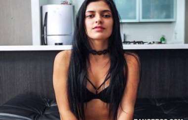 Sara Garcia - Squirts On The Second Try- Colombiafuckfest