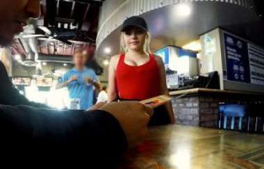 Skylar Valentine - Pint-sized Pizzeria Girl