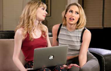 Carter Cruise, Mackenzie Moss - Fearing The Worst