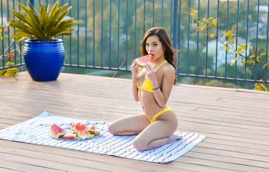 Vina Sky - The Cum Drinking Cure