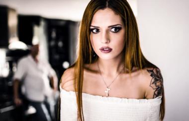 Scarlett Mae, Dick Chibbles - Cheaters Never Prosper