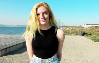 Charlotte - 19, Student At The Beaux-arts!