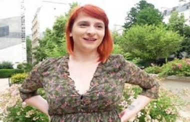 Rhia - 32, Florist By Day