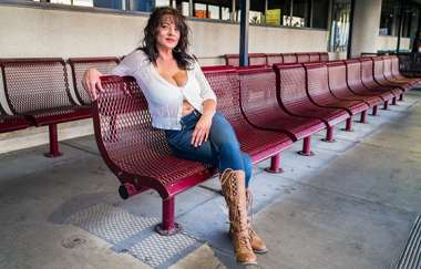 Big booby GILF gets anal pounded