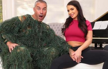 Alexa Payne - Not So Secret Spy