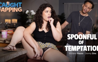 Victoria Voxxx - Spoonful Of Temptation - Caughtfapping
