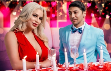 Spencer Scott - Dick Me On Valentine, Honey - Milfty